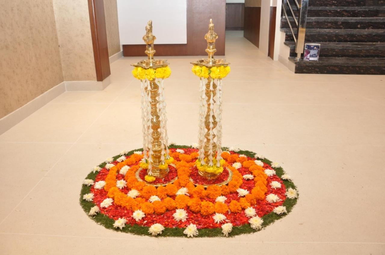 Hotel Ashok Palace Karūr Buitenkant foto
