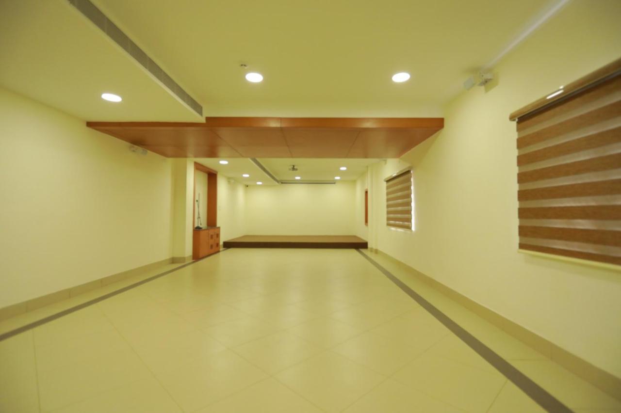 Hotel Ashok Palace Karūr Buitenkant foto