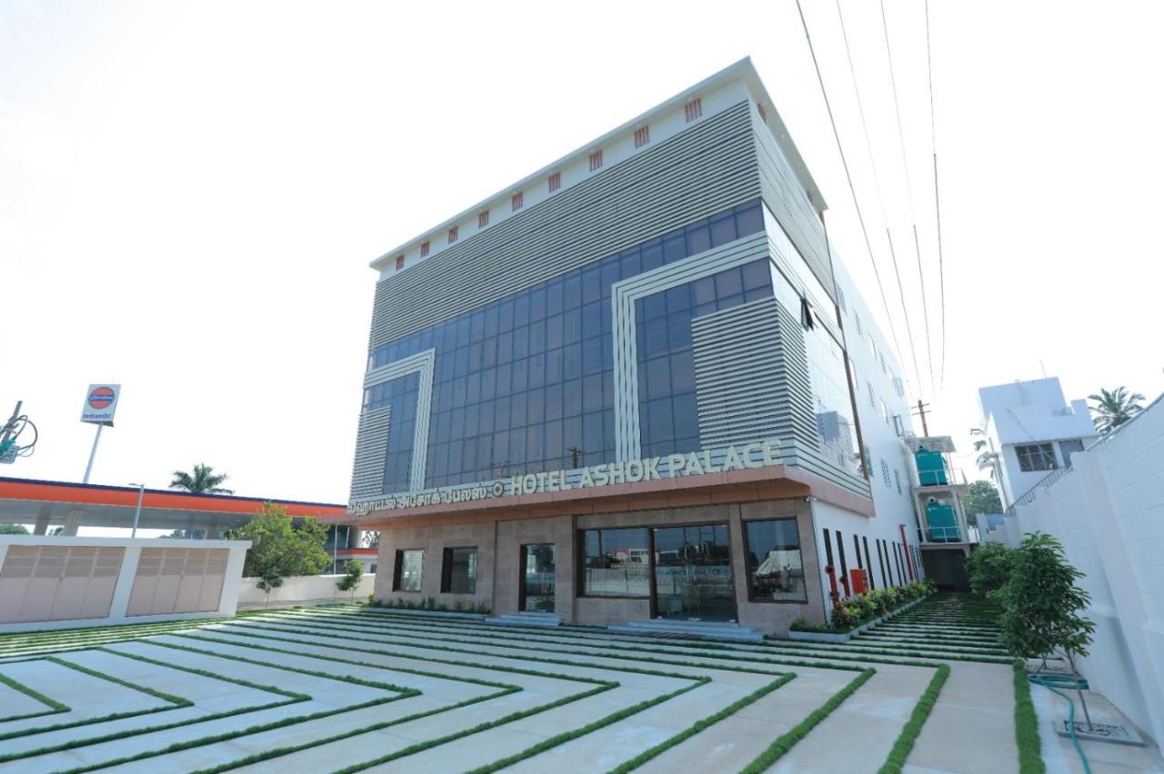 Hotel Ashok Palace Karūr Buitenkant foto