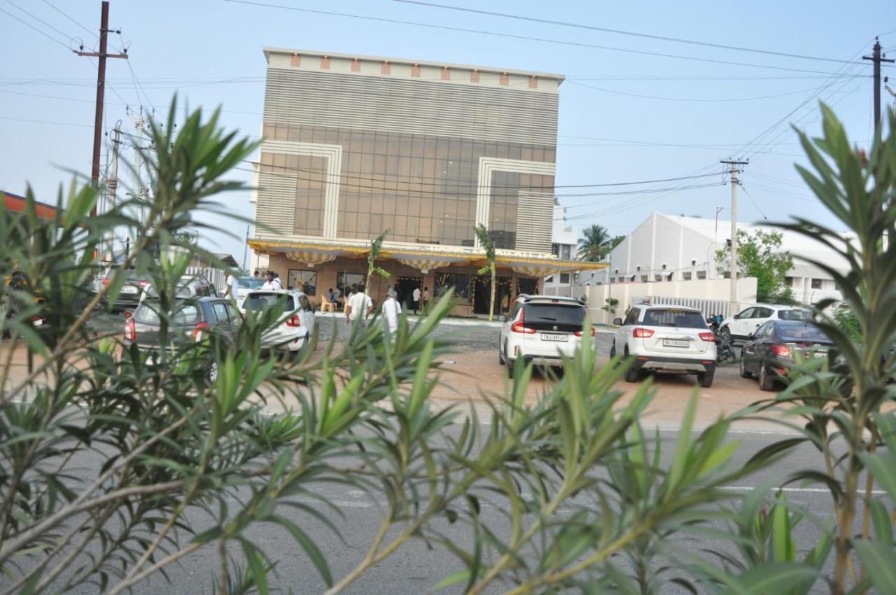 Hotel Ashok Palace Karūr Buitenkant foto